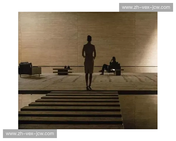 银翼杀手:比斯平的终极谜团与康李的哲学追问 银翼杀手:比斯平的终极谜团与康李的哲学追问